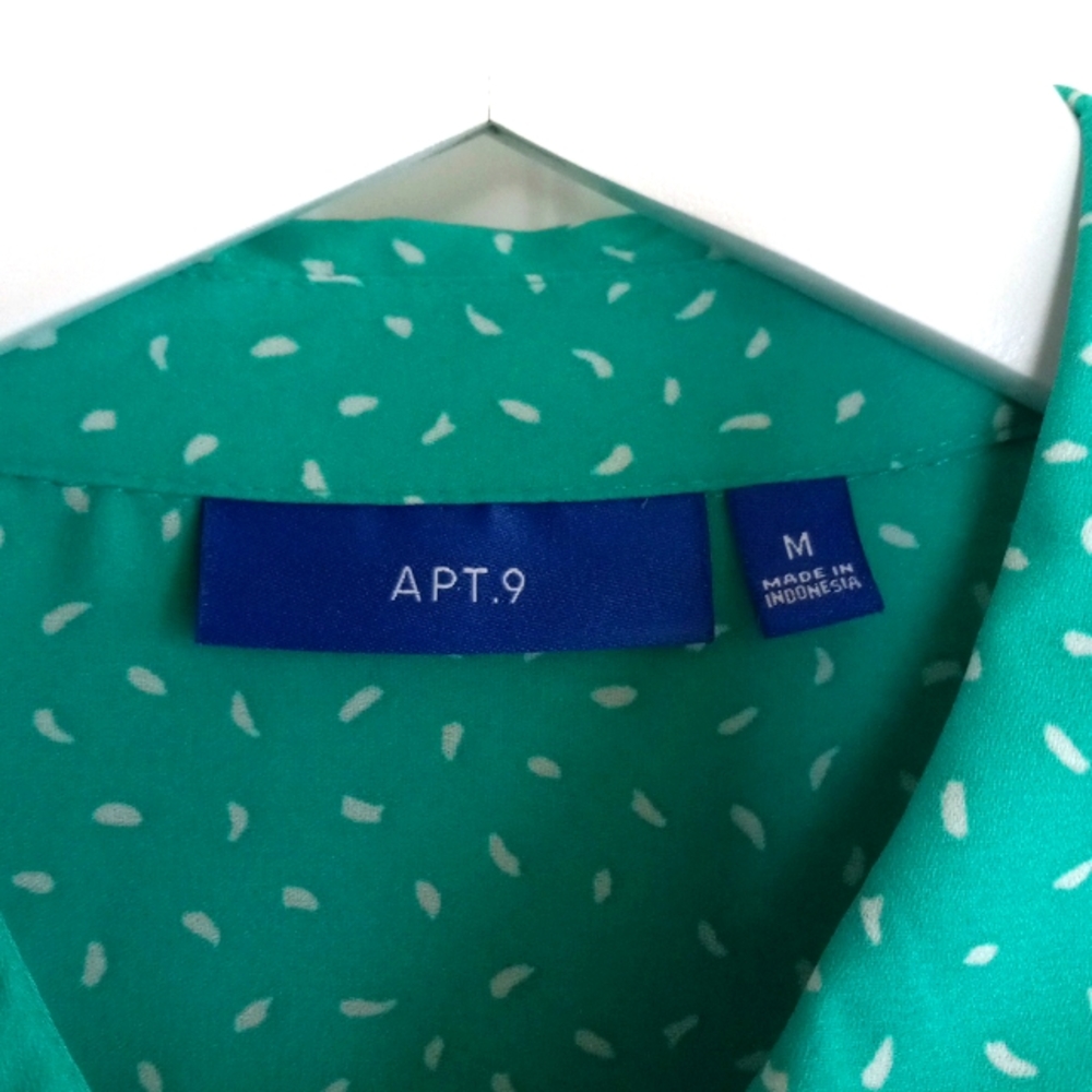 🌼 Gorgeous Apt.9 Flowy Mint Green Print Blouse, Size Medium 🌼